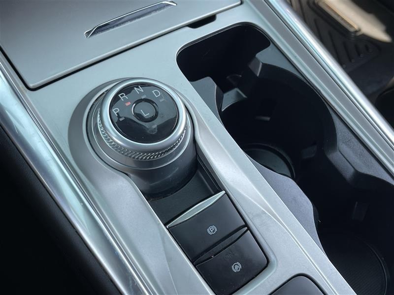 Ford Explorer XLT 2023