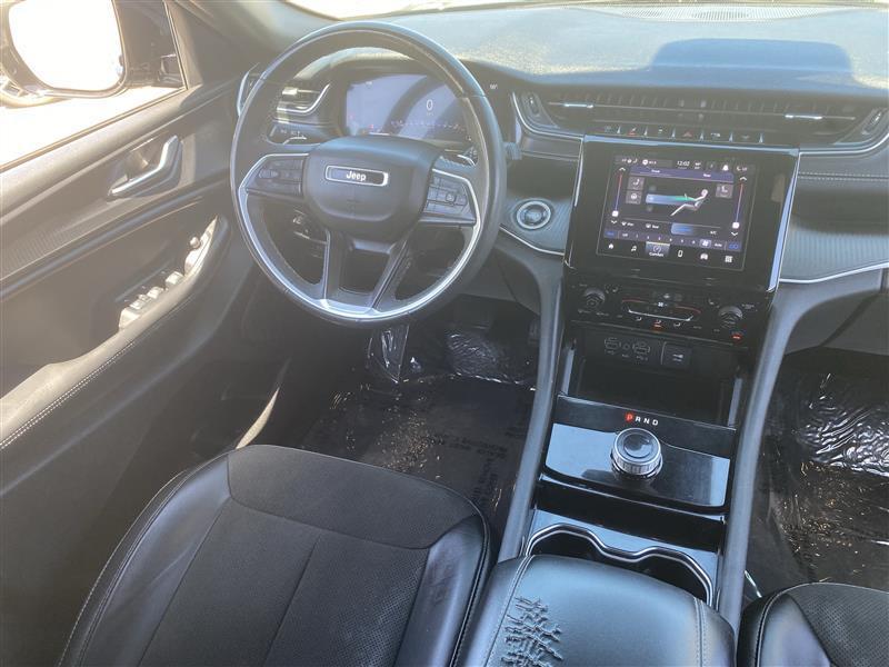 Jeep Grand Cherokee L Laredo 4WD 2023