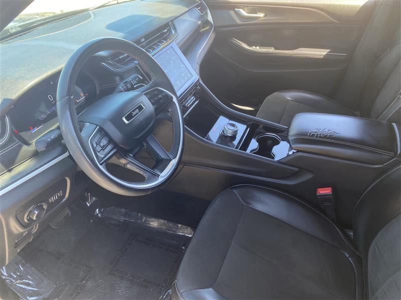 Jeep Grand Cherokee L Laredo 4WD 2023