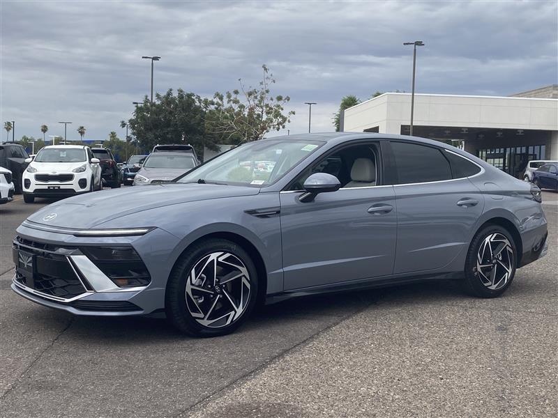 Hyundai Sonata SEL 2025