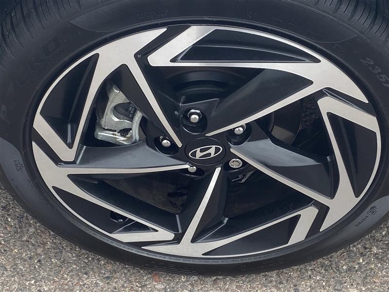Hyundai Sonata SEL 2025