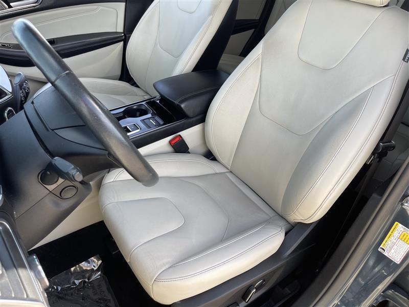 Ford Edge Titanium 2019