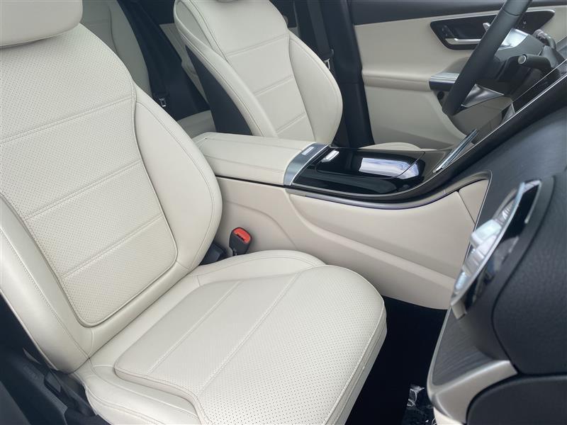 Mercedes-Benz GLC-Class GLC350e 4MATIC 2026