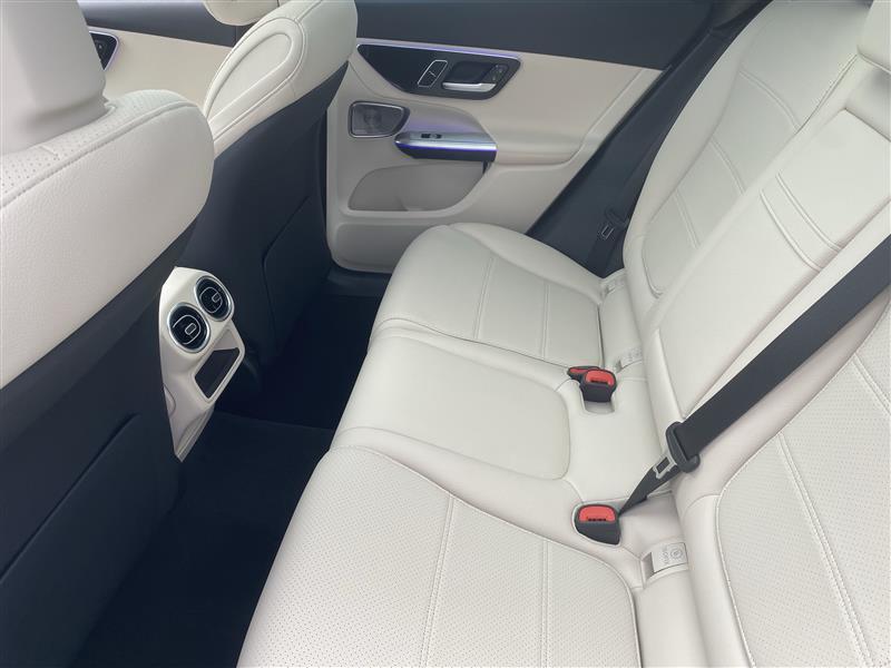 Mercedes-Benz GLC-Class GLC350e 4MATIC 2026