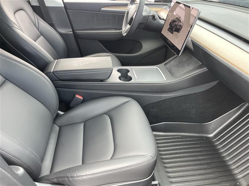 Tesla Model Y Long Range 2023