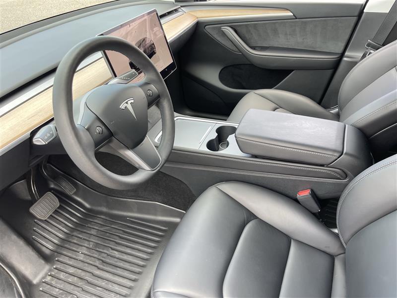 Tesla Model Y Long Range 2023