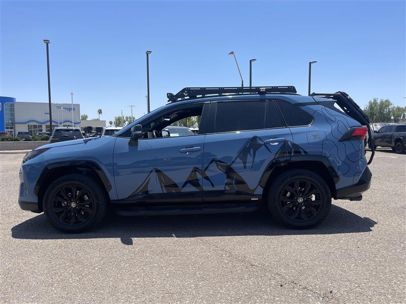 Toyota RAV4 Hybrid SE 2024