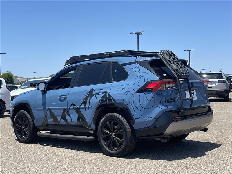 Toyota RAV4 Hybrid SE 2024