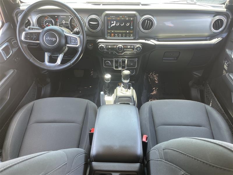 Jeep Wrangler Unlimited Sahara 2022