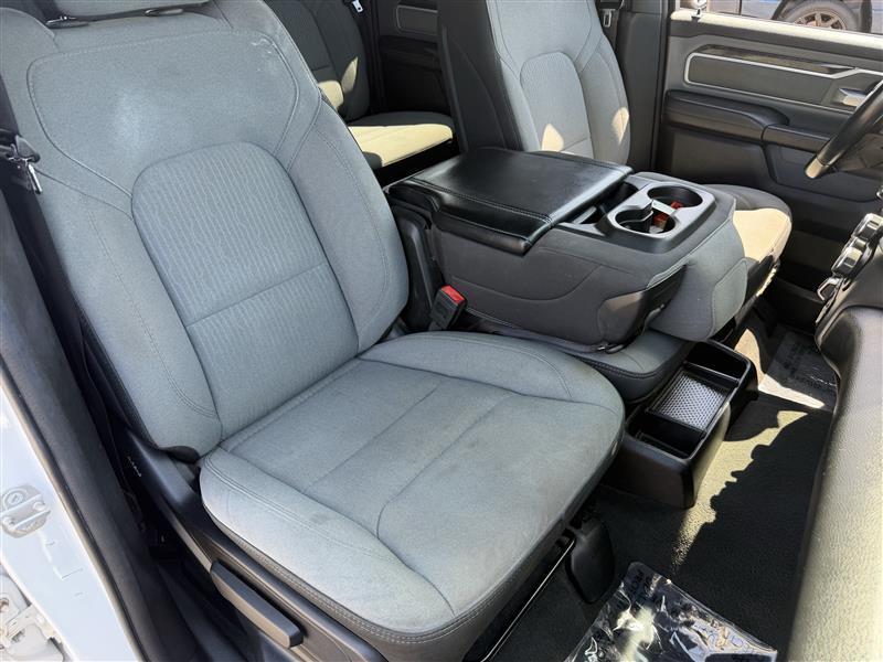 RAM 1500 Big Horn Crew Cab SWB 2WD 2023