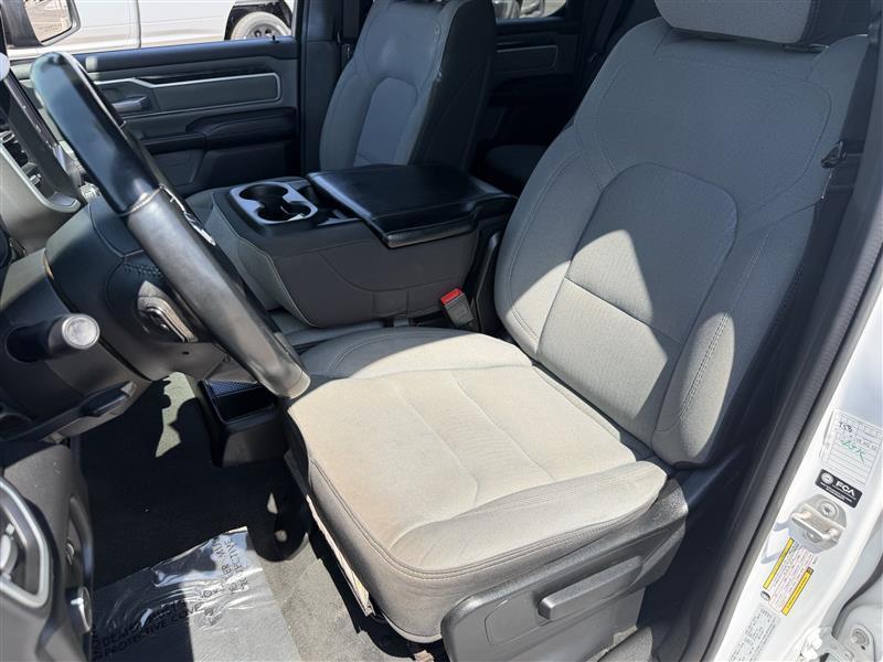 RAM 1500 Big Horn Crew Cab SWB 2WD 2023