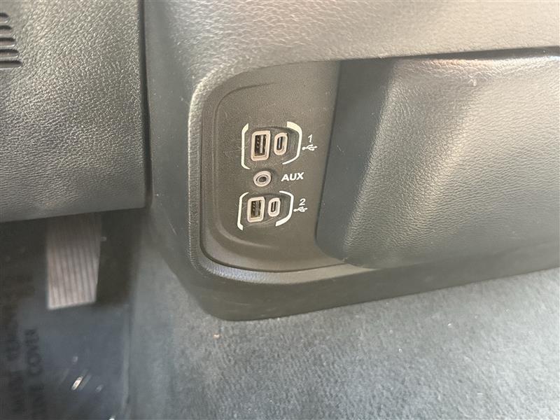RAM 1500 Big Horn Crew Cab SWB 2WD 2023