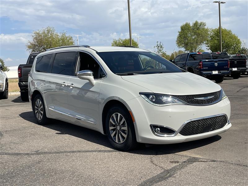 Chrysler Pacifica Hybrid Limited 2020