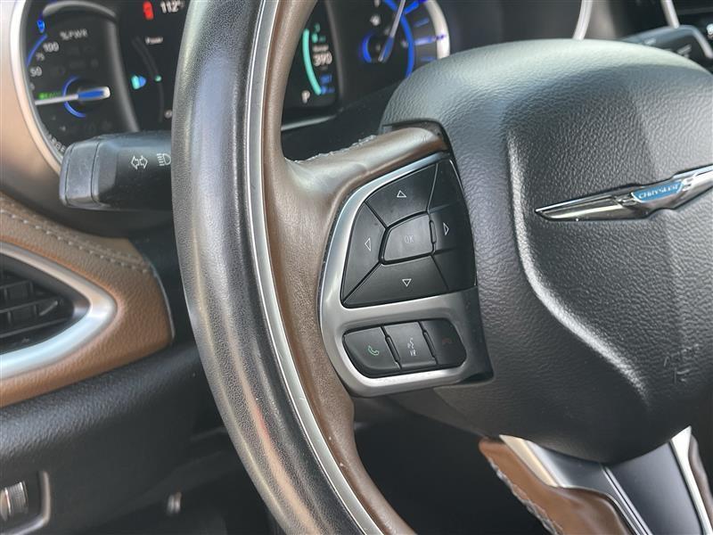 Chrysler Pacifica Hybrid Limited 2020
