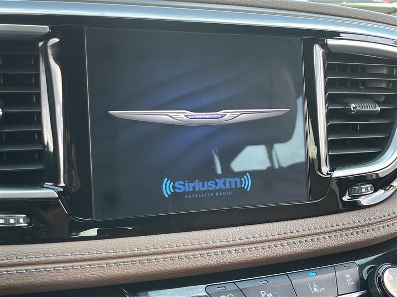 Chrysler Pacifica Hybrid Limited 2020