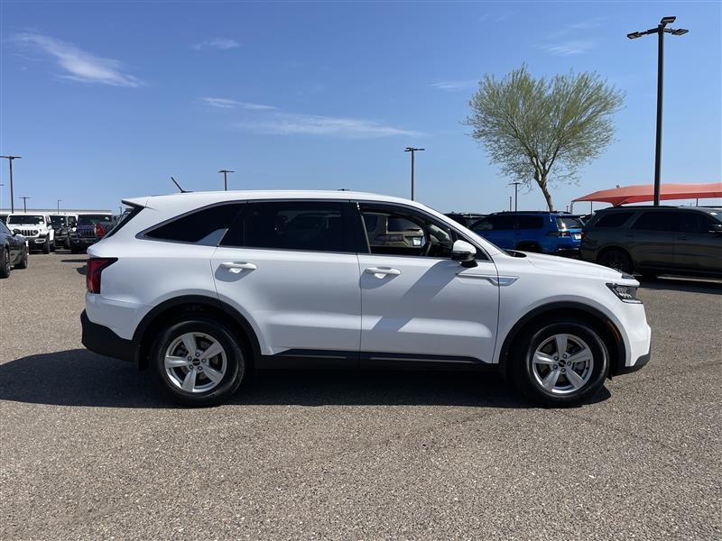 Kia Sorento LX 2WD 2022