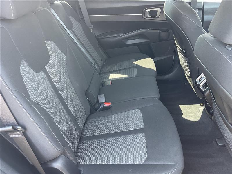 Kia Sorento LX 2WD 2022