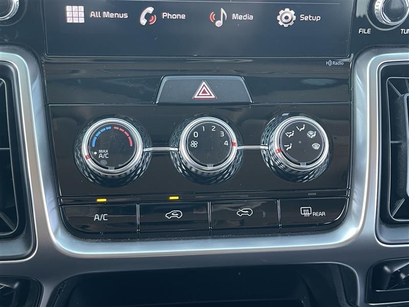 Kia Sorento LX 2WD 2022