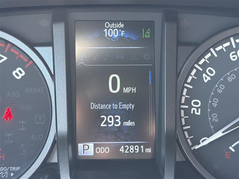 Toyota Tacoma SR5 Double Cab Long Bed V6 6AT 2WD 2023