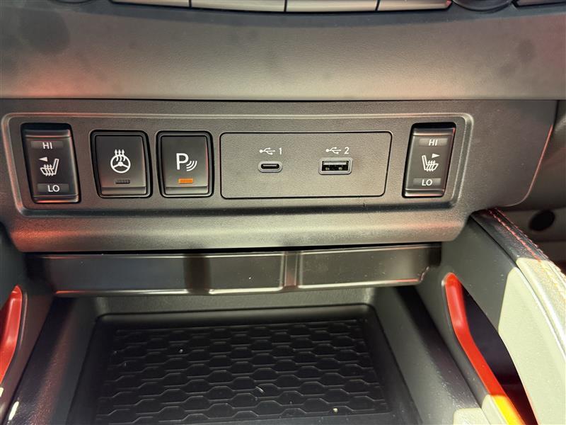Nissan Frontier PRO-4X Crew Cab 4WD 2026