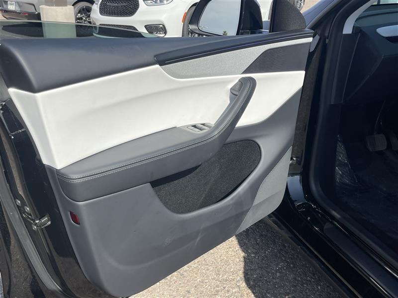 Tesla Model Y Performance 2026
