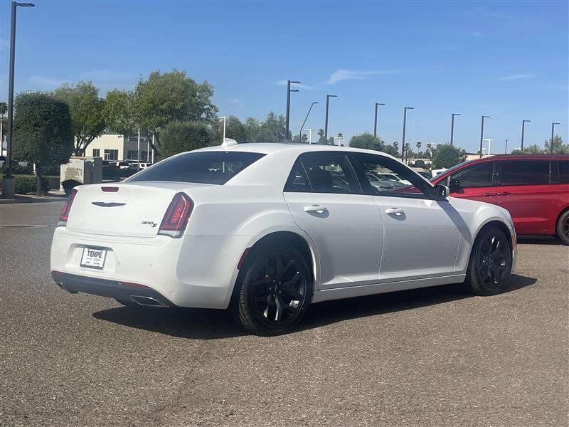 Chrysler 300 S V6 2023