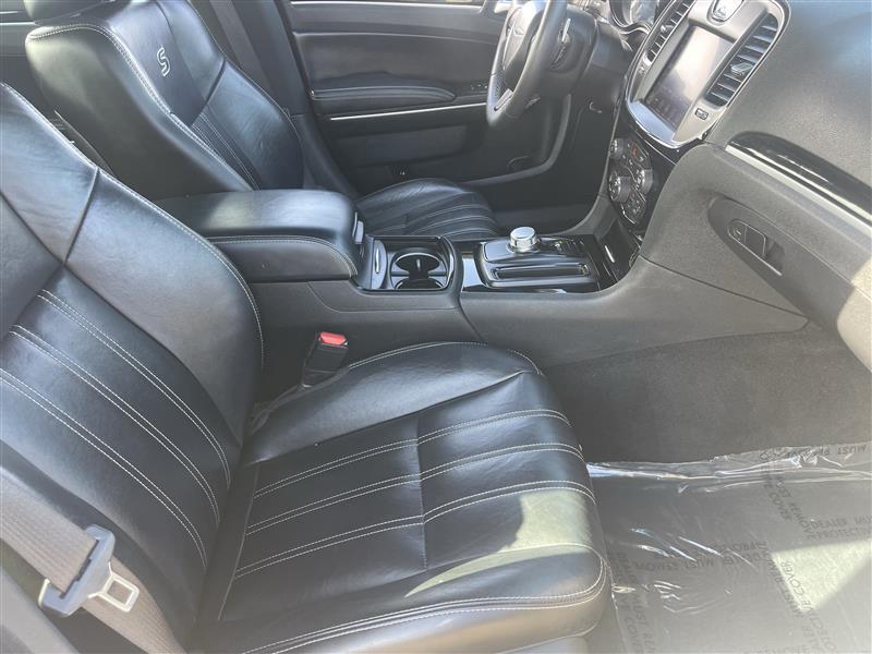 Chrysler 300 S V6 2023