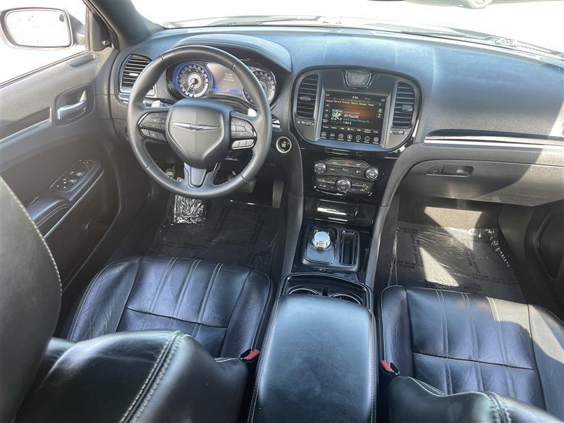 Chrysler 300 S V6 2023
