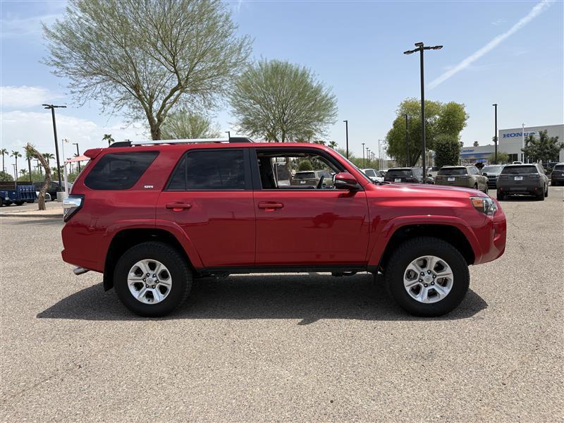 Toyota 4Runner SR5 4WD 2020