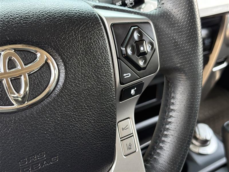Toyota 4Runner SR5 4WD 2020
