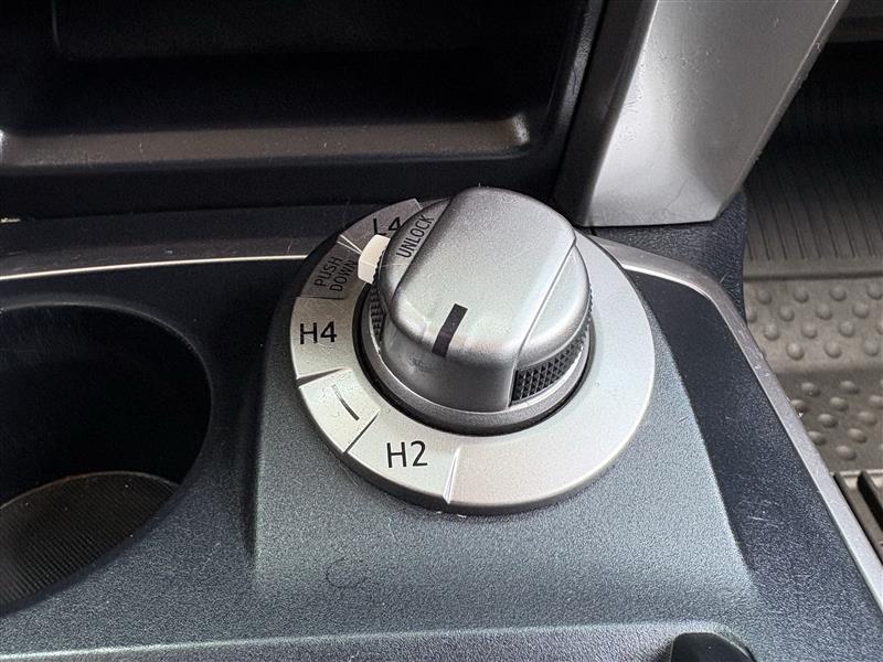 Toyota 4Runner SR5 4WD 2020