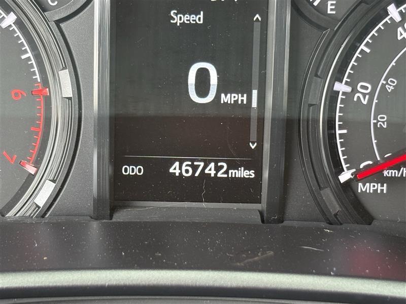 Toyota 4Runner SR5 4WD 2020