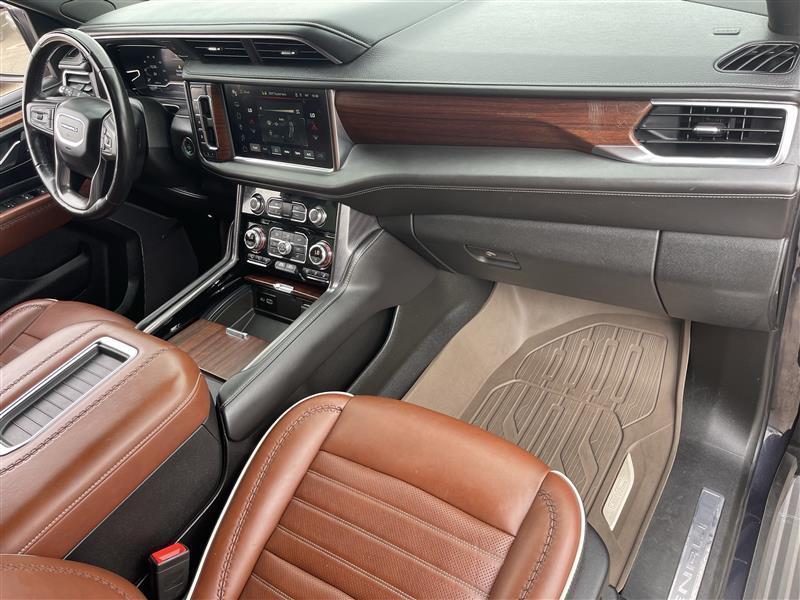GMC Yukon XL Denali Ultimate 4WD 2023