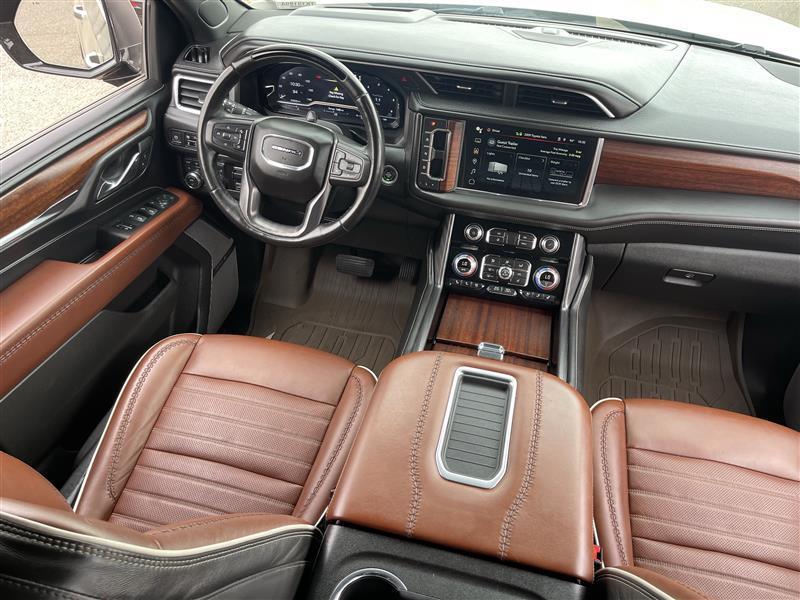 GMC Yukon XL Denali Ultimate 4WD 2023