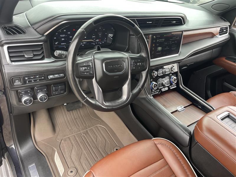 GMC Yukon XL Denali Ultimate 4WD 2023