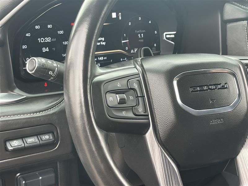 GMC Yukon XL Denali Ultimate 4WD 2023