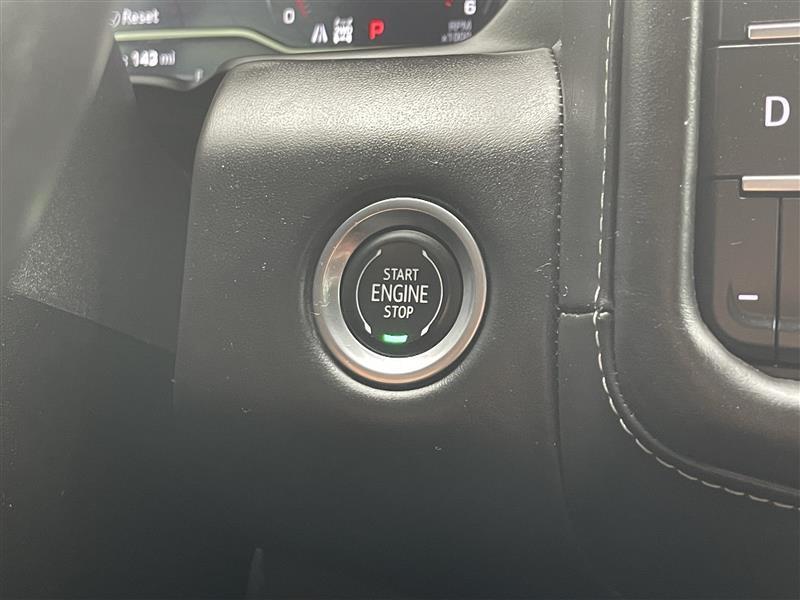GMC Yukon XL Denali Ultimate 4WD 2023