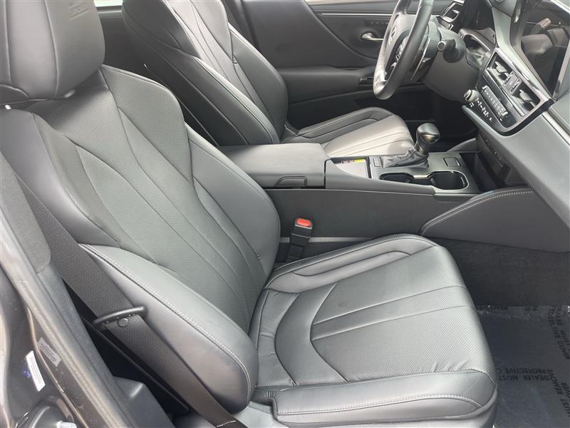 Lexus ES 350 F SPORT 2023
