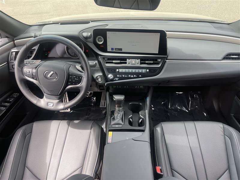 Lexus ES 350 F SPORT 2023