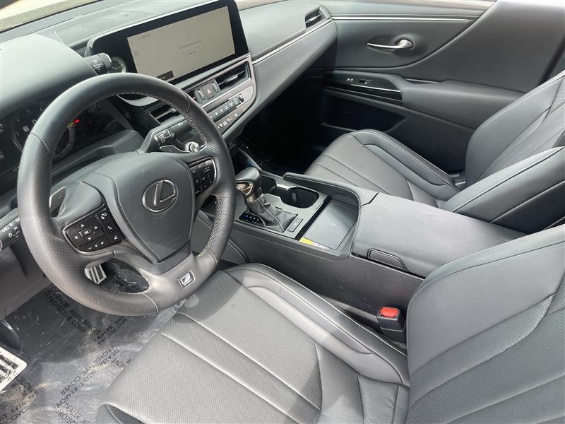 Lexus ES 350 F SPORT 2023