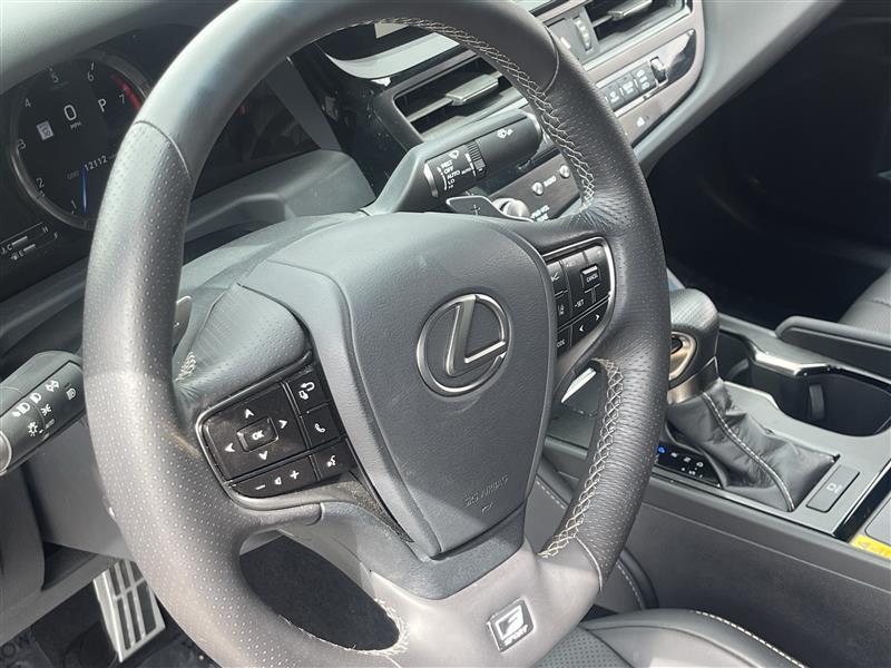 Lexus ES 350 F SPORT 2023