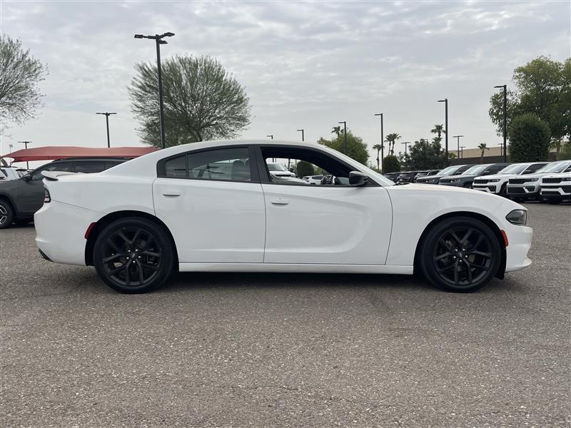 Dodge Charger SXT 2021