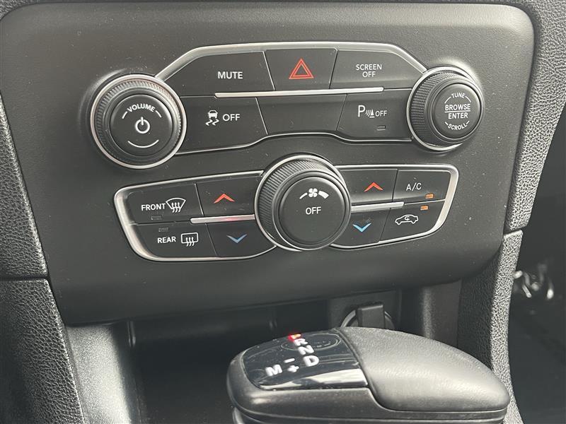 Dodge Charger SXT 2021