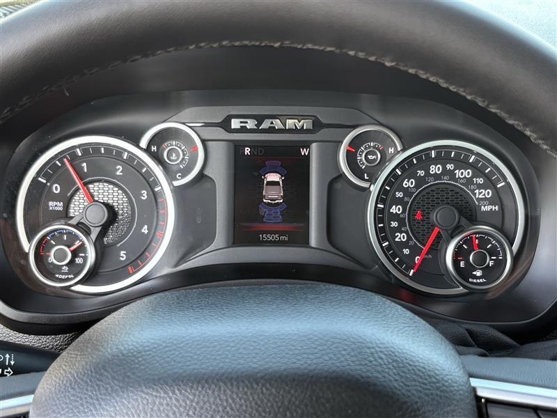 RAM 3500 Big Horn Regular Cab 4WD DRW 2026
