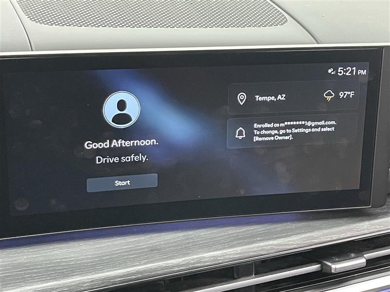 Hyundai Santa Fe Hybrid Limited AWD 2024