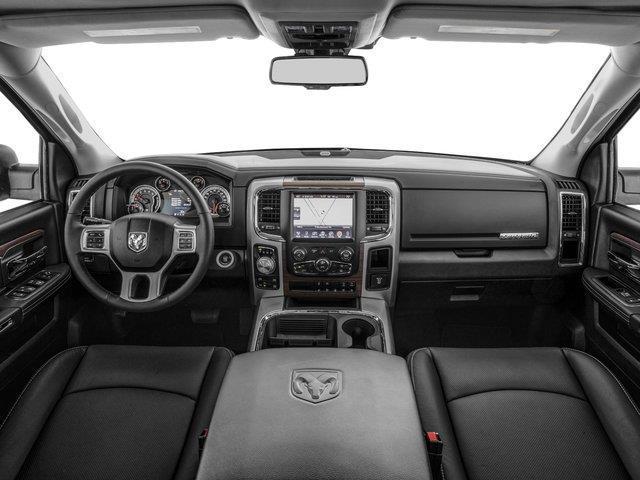 RAM 1500 Laramie Crew Cab SWB 4WD 2017