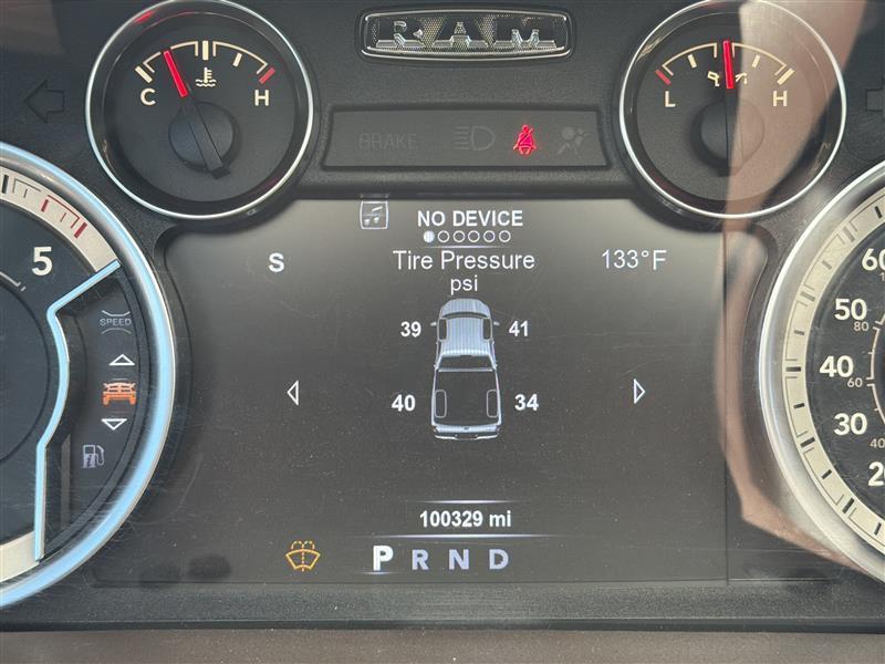 RAM 1500 Laramie Crew Cab SWB 4WD 2017