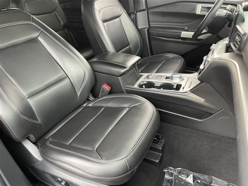 Ford Explorer XLT AWD 2022