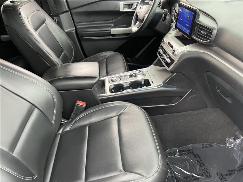 Ford Explorer XLT AWD 2022