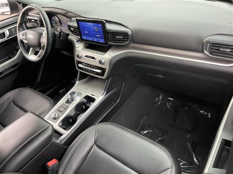 Ford Explorer XLT AWD 2022